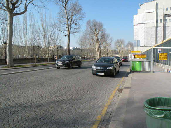  Quai François Mitterrand